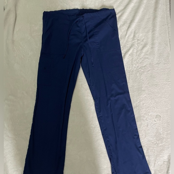 Scrub Set - Picture 3 of 7